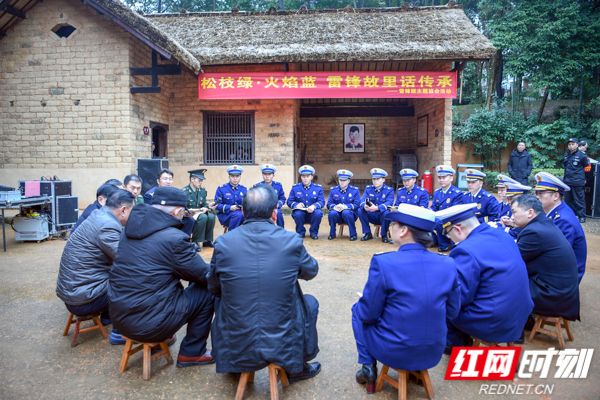 湖南長(cháng)沙:雷鋒故里話(huà)傳承 望城消防舉行主題班會(huì )活動(dòng)